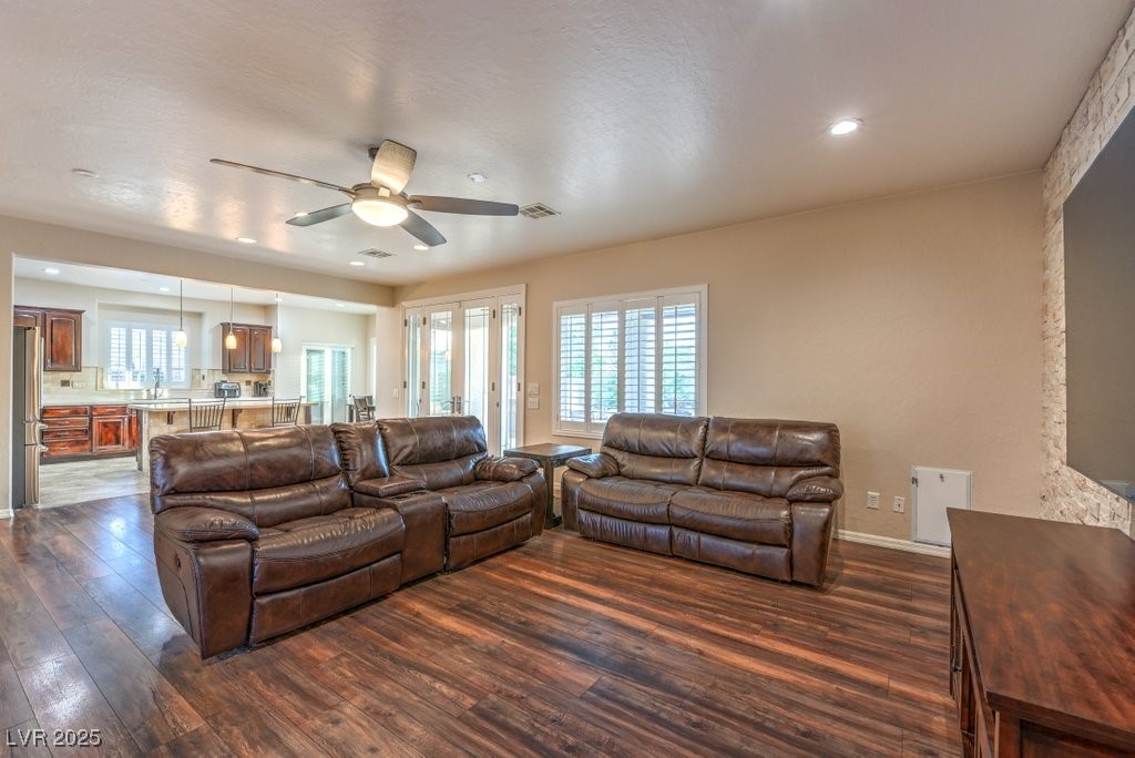 8633 Kennedy Heights Court Property Photo 12