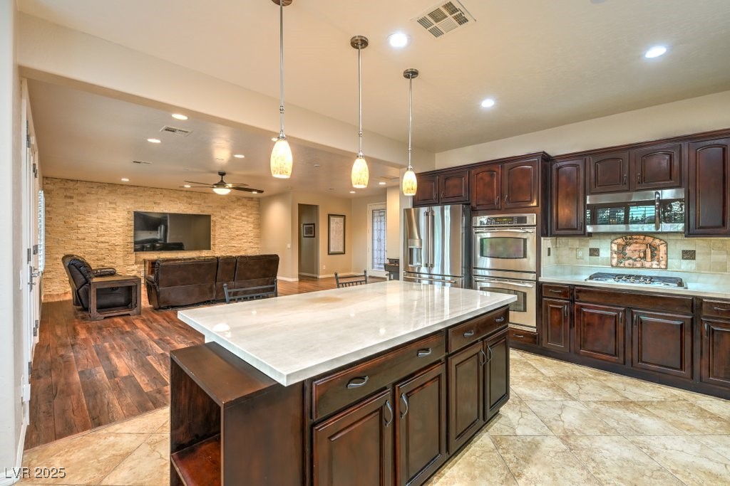 8633 Kennedy Heights Court Property Photo 15