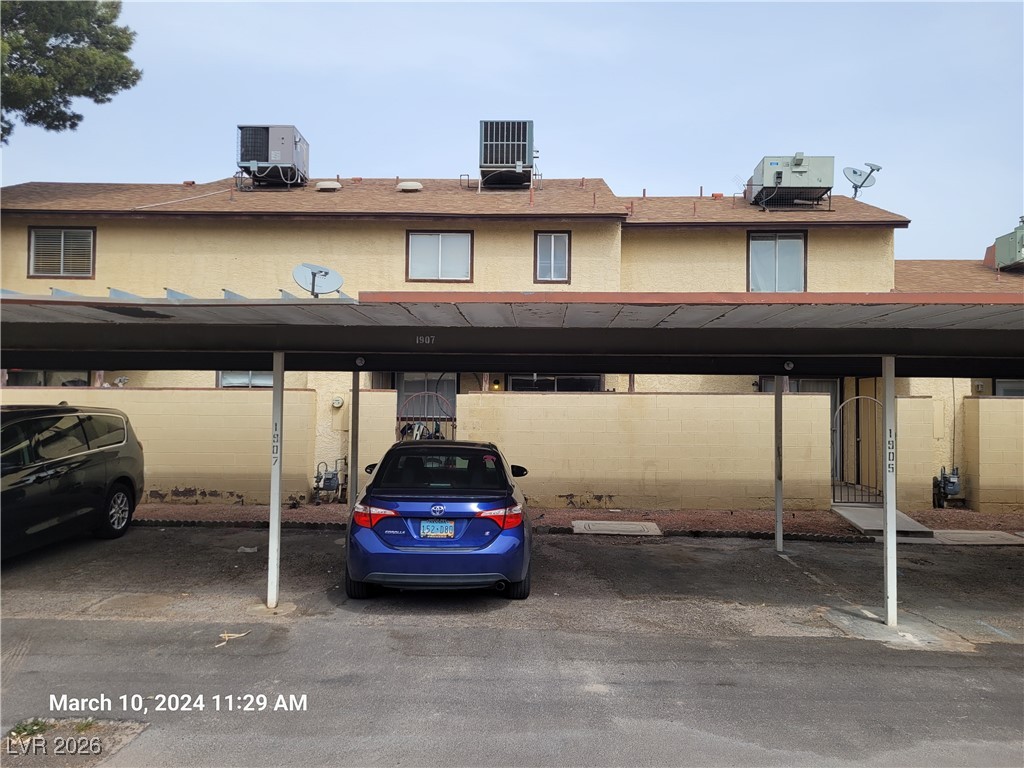 1907 Natalee Drive Property Photo 4