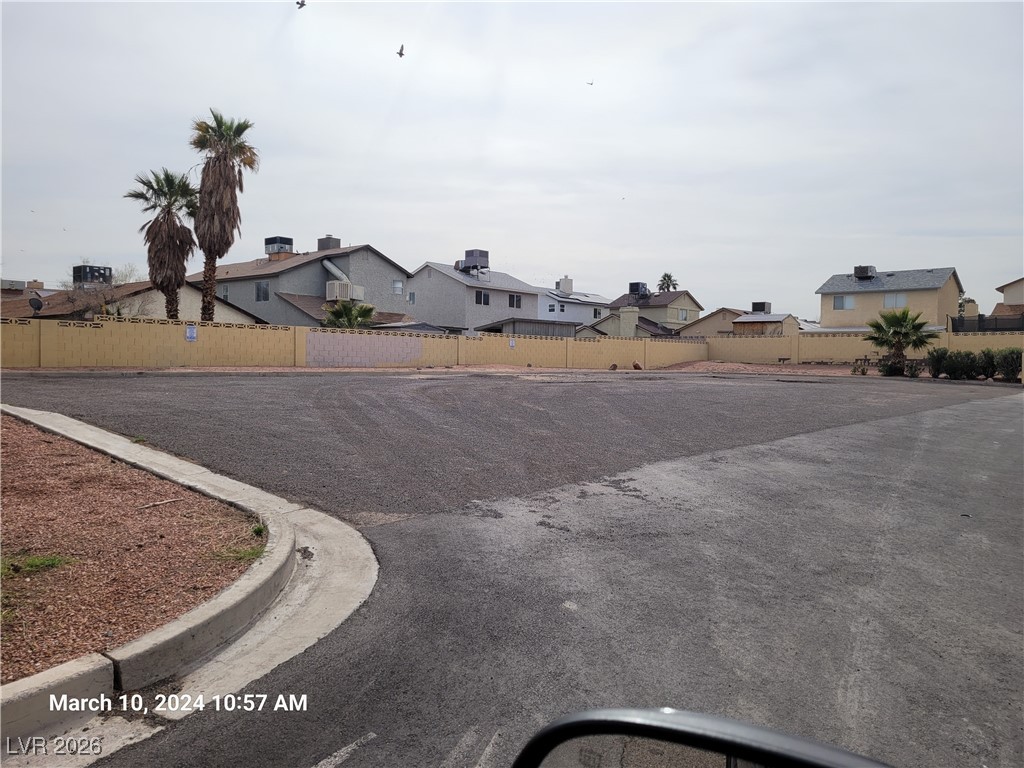528 Kristin Lane Property Photo 3