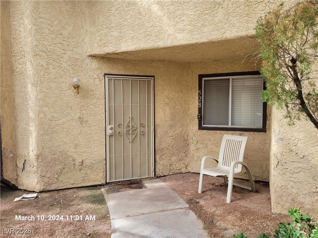 528 Kristin Lane Property Photo 7