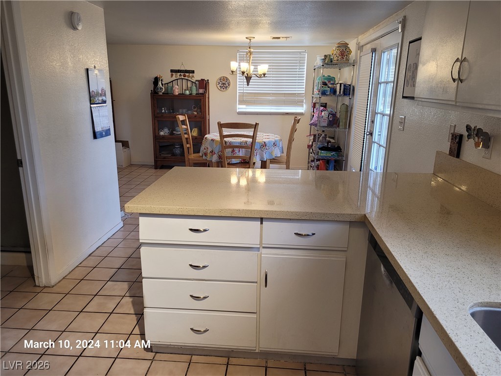 528 Kristin Lane Property Photo 13