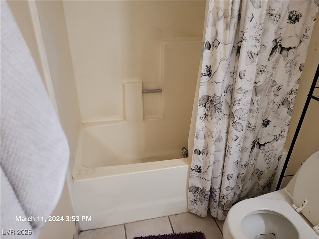 808 Hedge Way 4 Property Photo 8