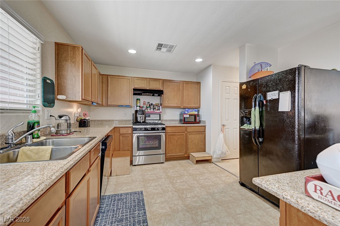 8783 Halcon Avenue Property Photo 11