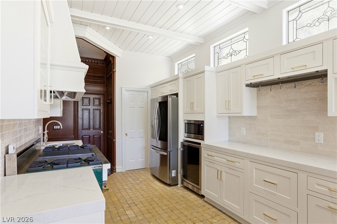 9053 Opus Drive Property Photo 10