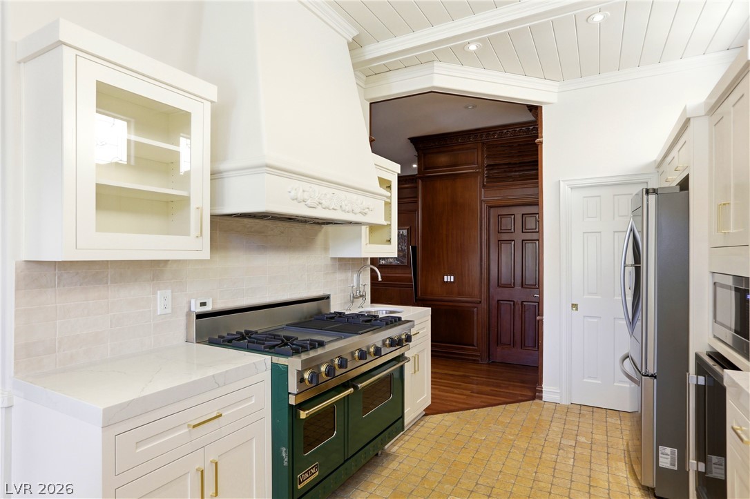 9053 Opus Drive Property Photo 12