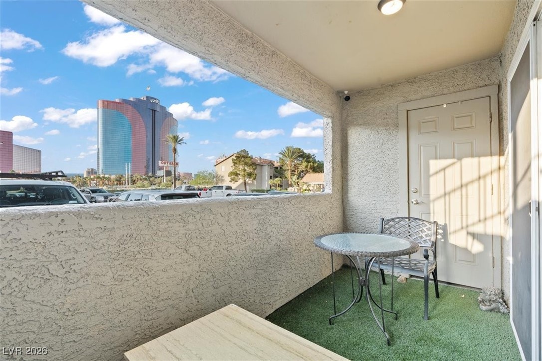 4200 South Valley View Boulevard 1007 Property Photo 16
