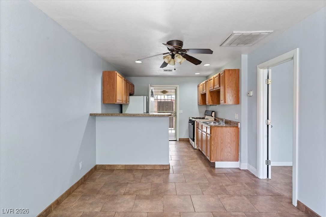 4000 Visby Lane Property Photo 7