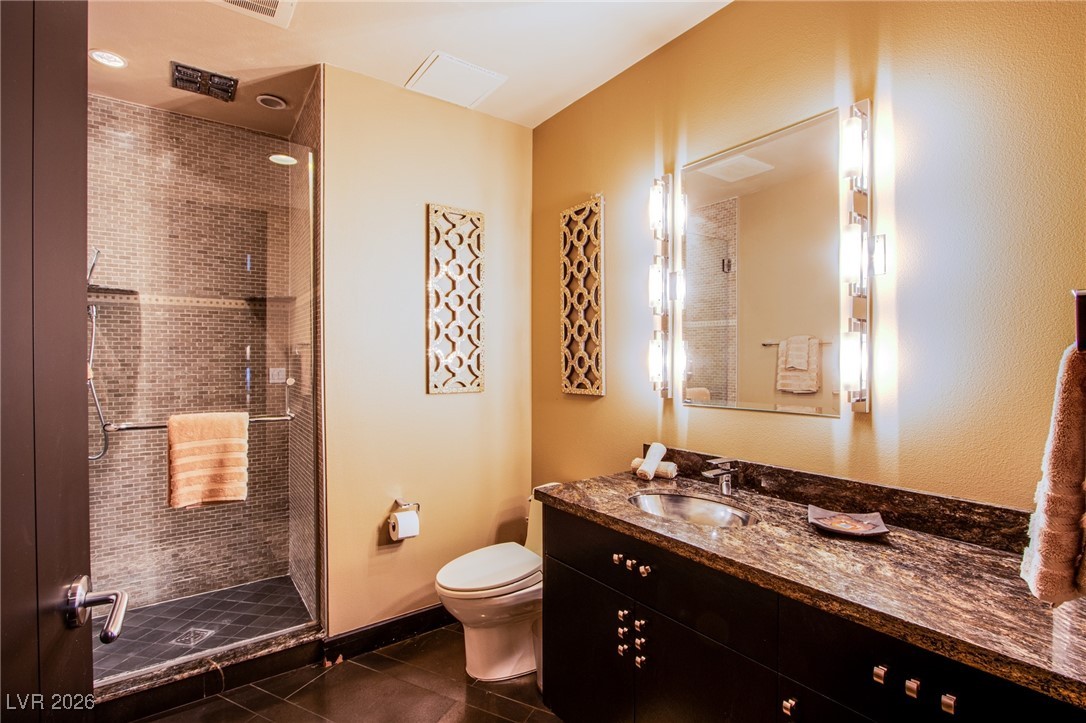 4525 Dean Martin Drive 2000 Property Photo 34
