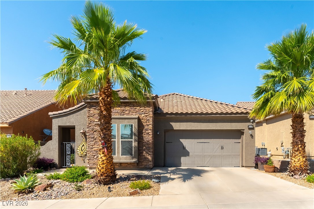 1004 Viale Placenza Place Property Photo 1