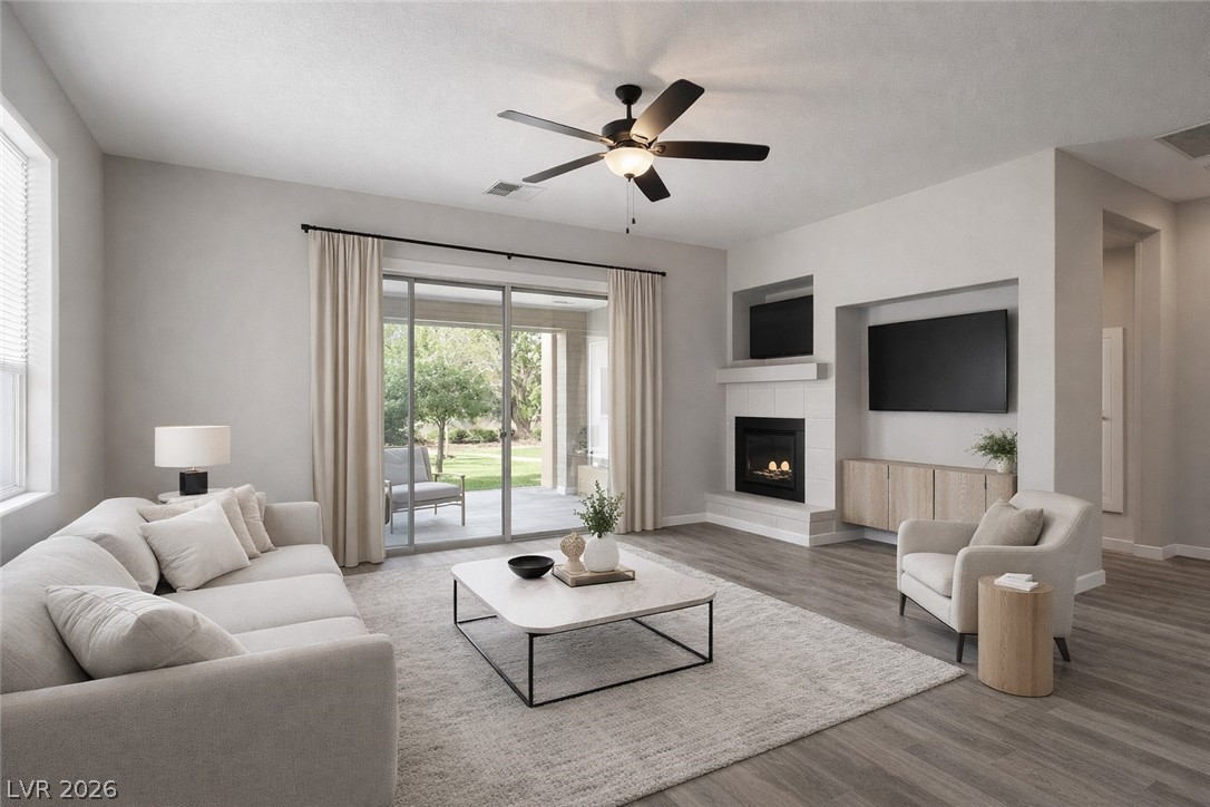 1004 Viale Placenza Place Property Photo 3