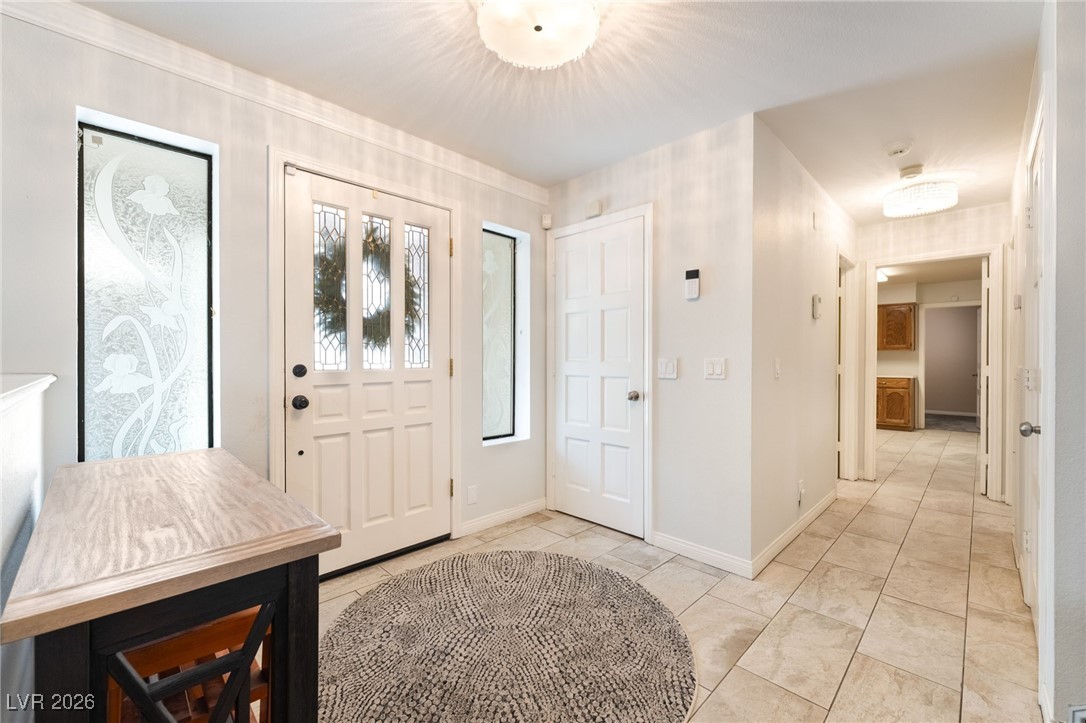 8 Hummingbird Lane Property Photo 11
