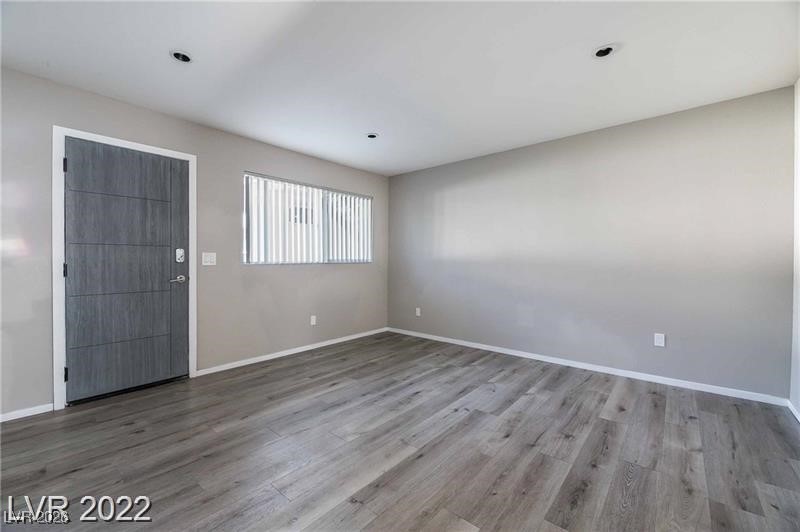 2201 Fairfield Avenue 17 Property Photo 6