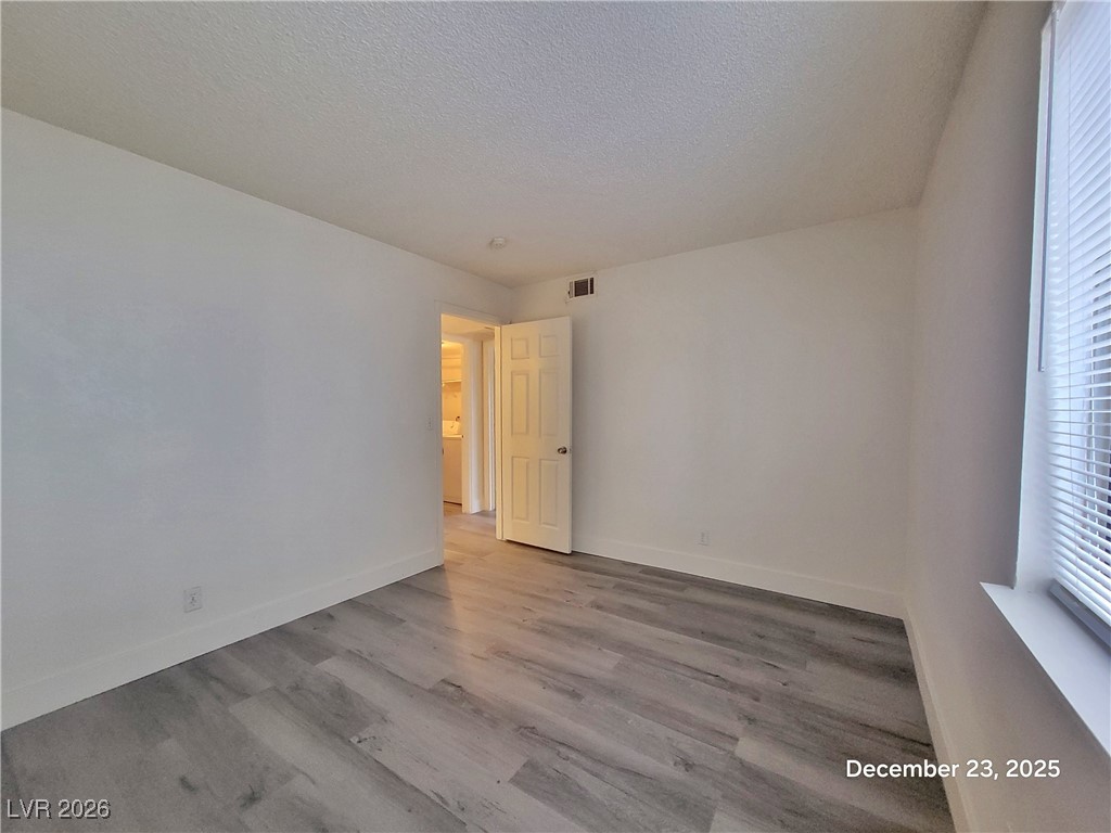 4264 Tara Avenue 2 Property Photo 6