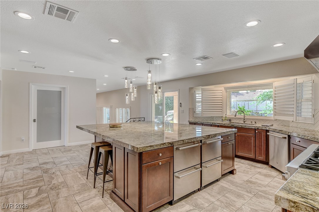 5167 Jarom Street Property Photo 12