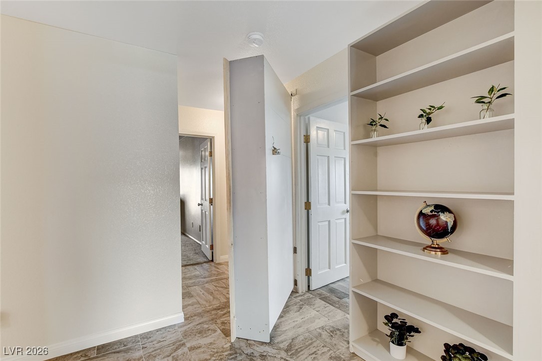 5167 Jarom Street Property Photo 28