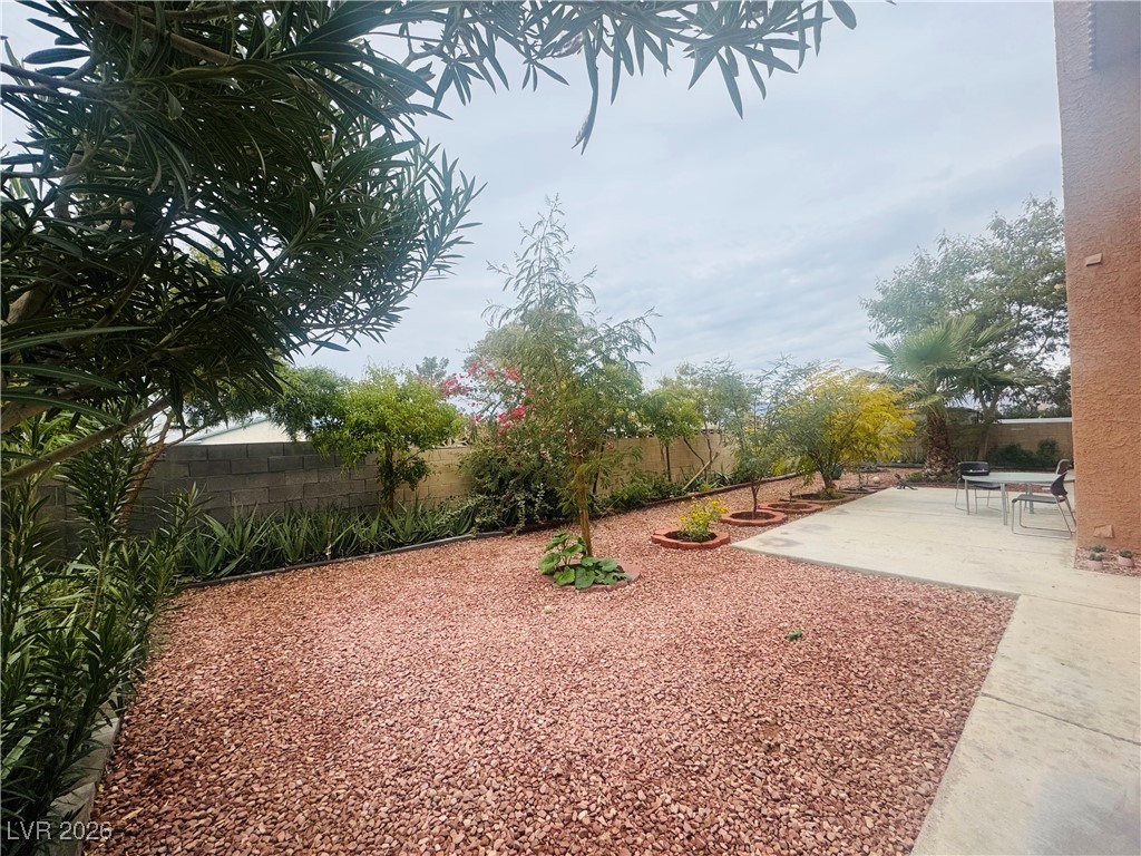 2209 Exeter Drive Property Photo 18