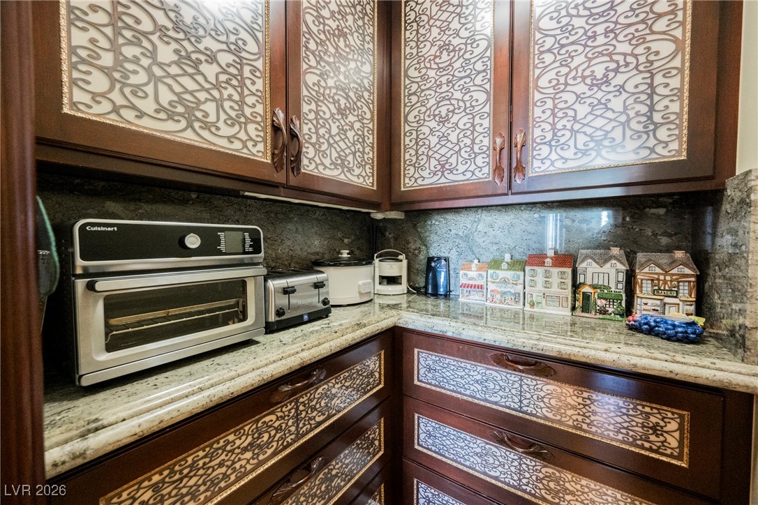 2747 Paradise Road 2801 Property Photo 37