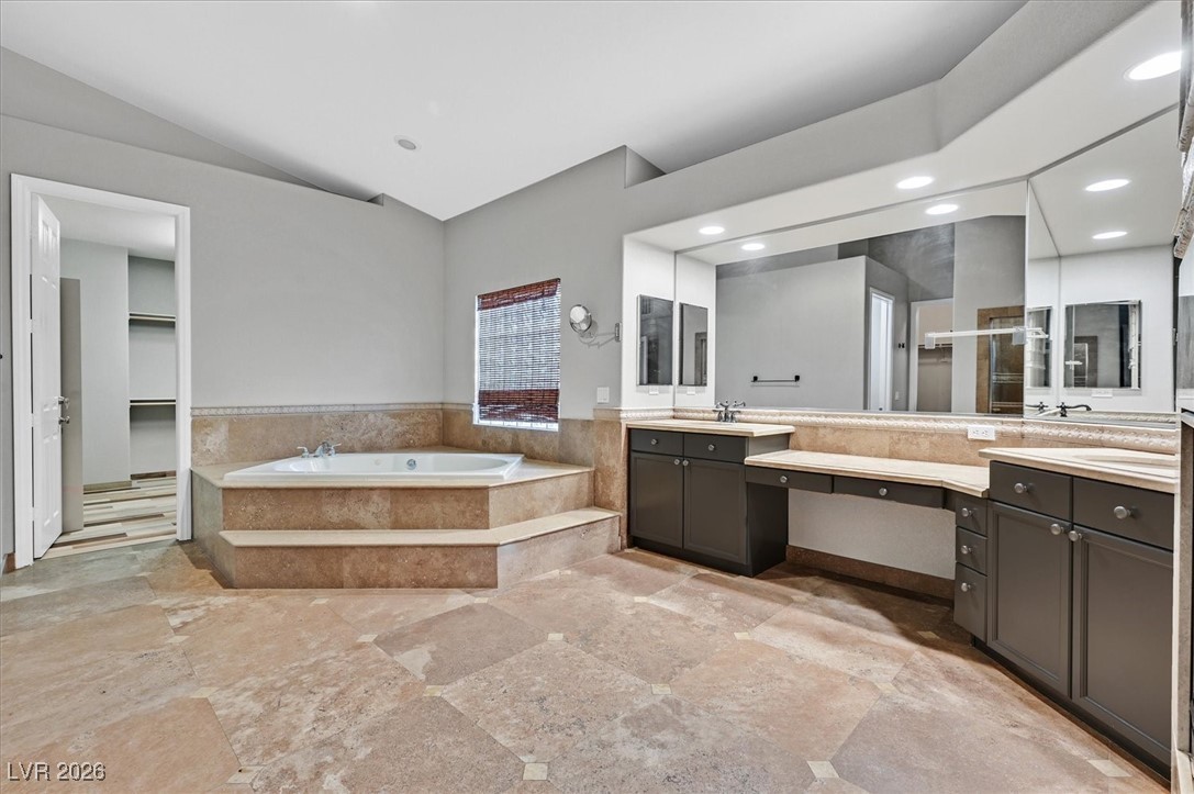 10603 Porta Romana Court Property Photo 29