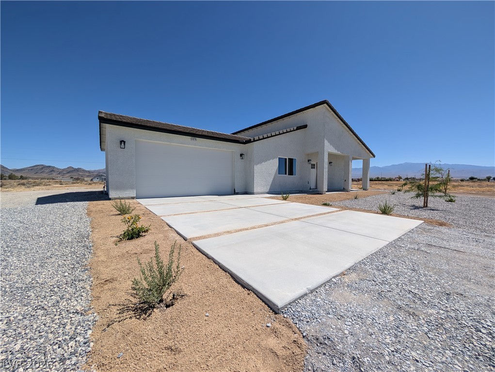 4670 Medicine Man Property Photo 2