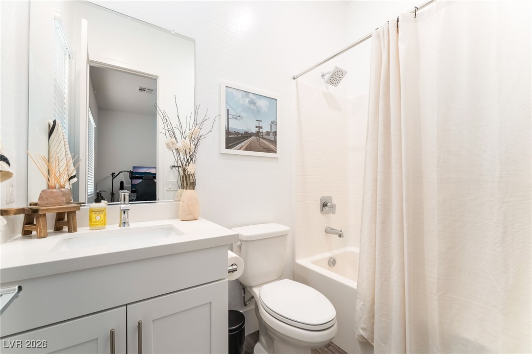 4109 Lailah Skye Avenue Property Photo 41