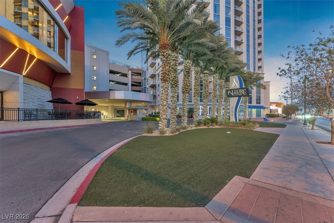200 West Sahara Avenue 801 Property Photo 5