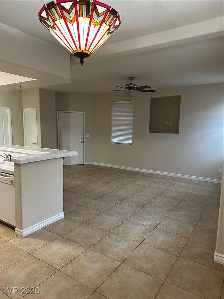 1404 Seward Street 104 Property Photo 4