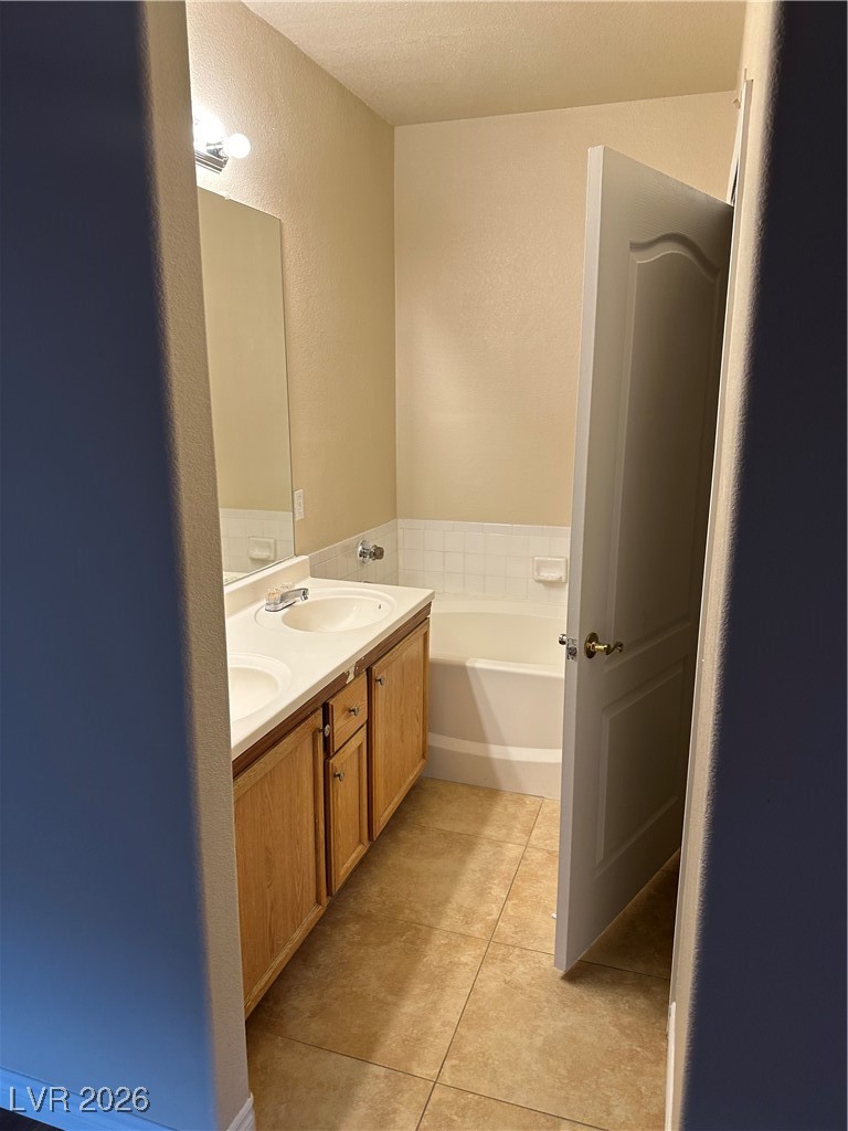 1404 Seward Street 104 Property Photo 12
