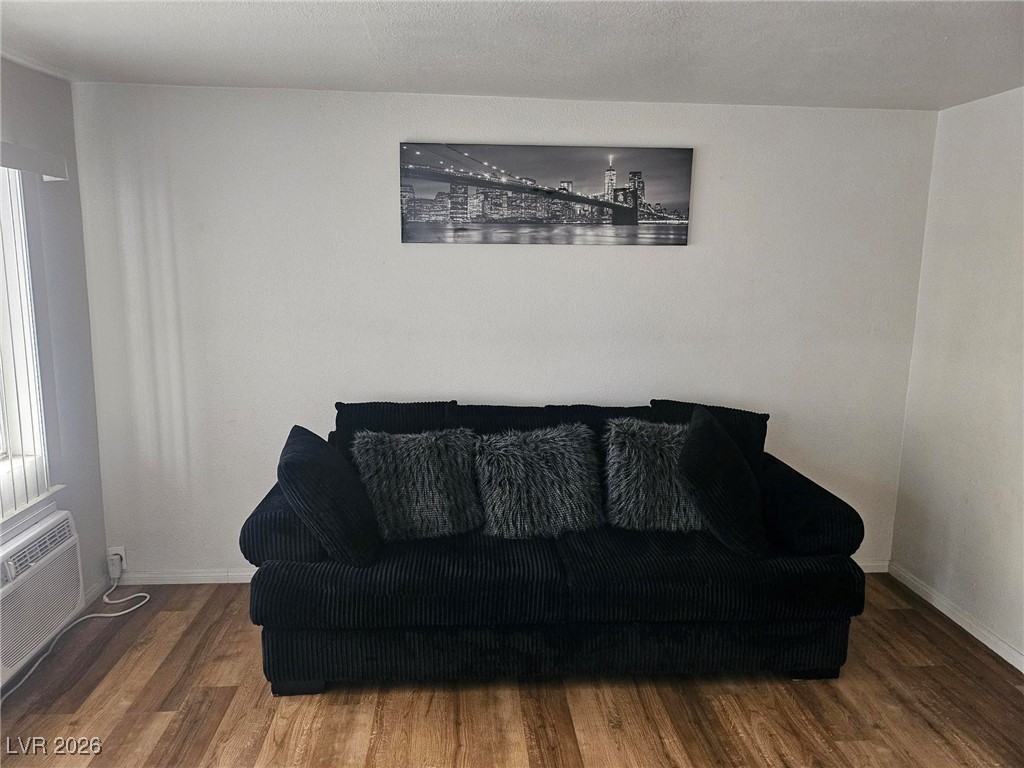 2746321 Property Photo 4