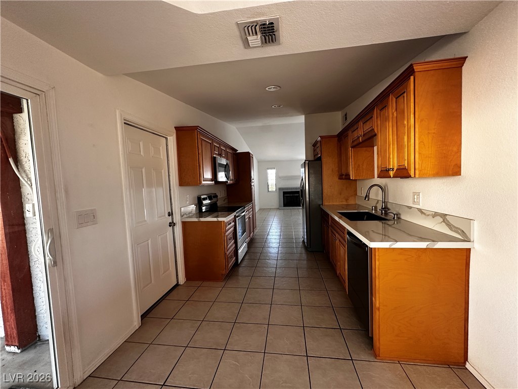 1826 Dunes Court Property Photo 17