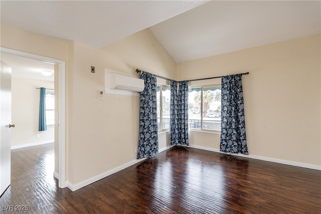 450 Elm Drive 206 Property Photo 12