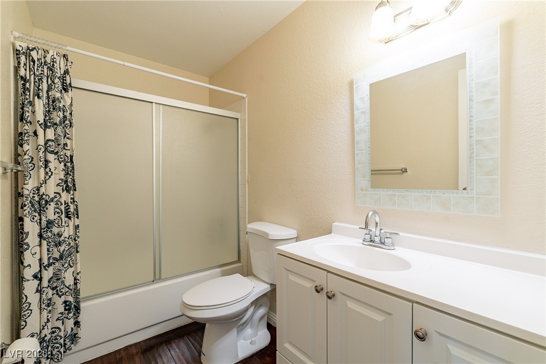 450 Elm Drive 206 Property Photo 14