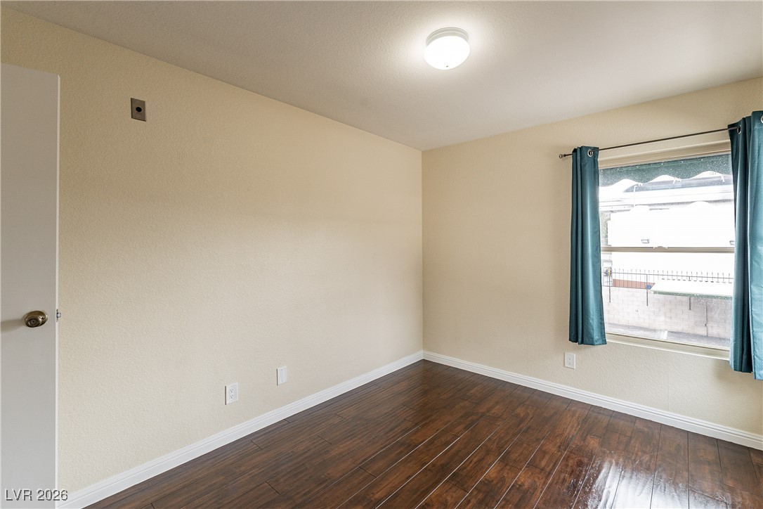 450 Elm Drive 206 Property Photo 22