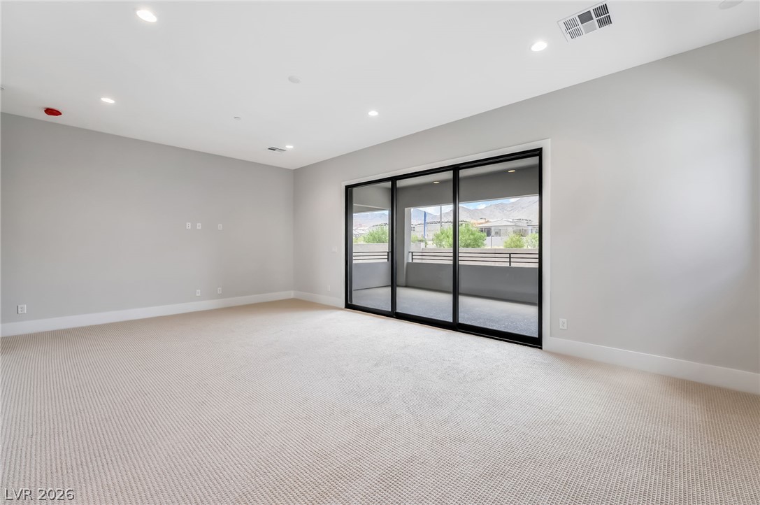 253 Talon Heights Street Property Photo 11