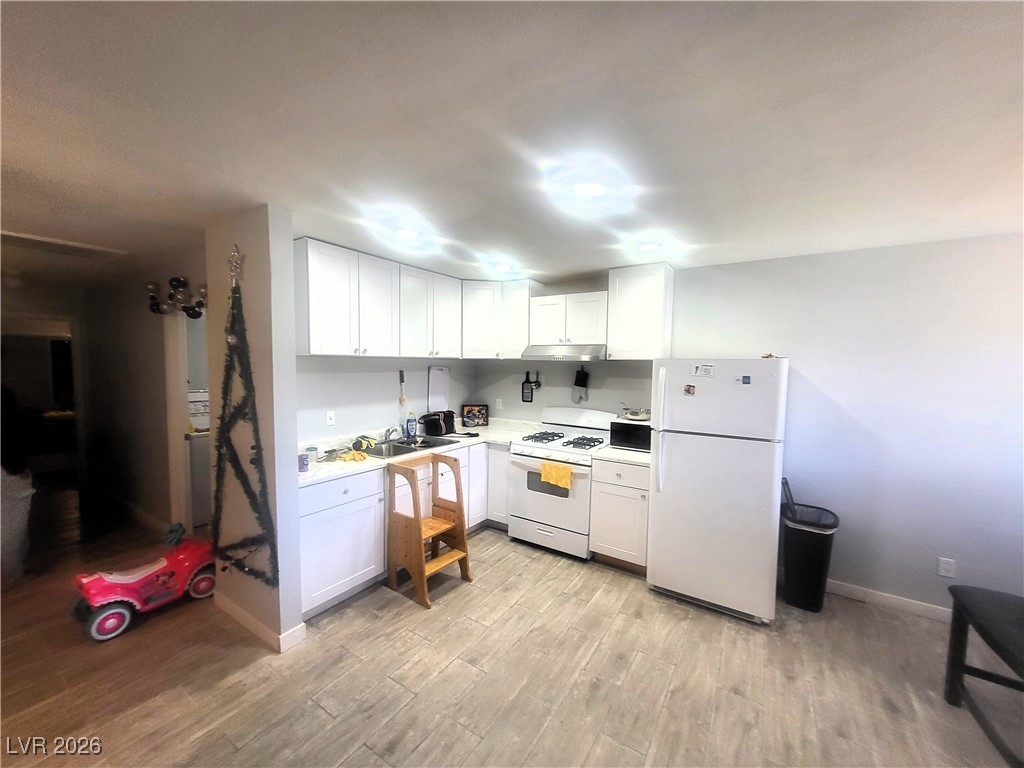 2317 North Jones Boulevard Property Photo 14