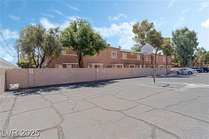 2211 Sleepy Court Property Photo 15