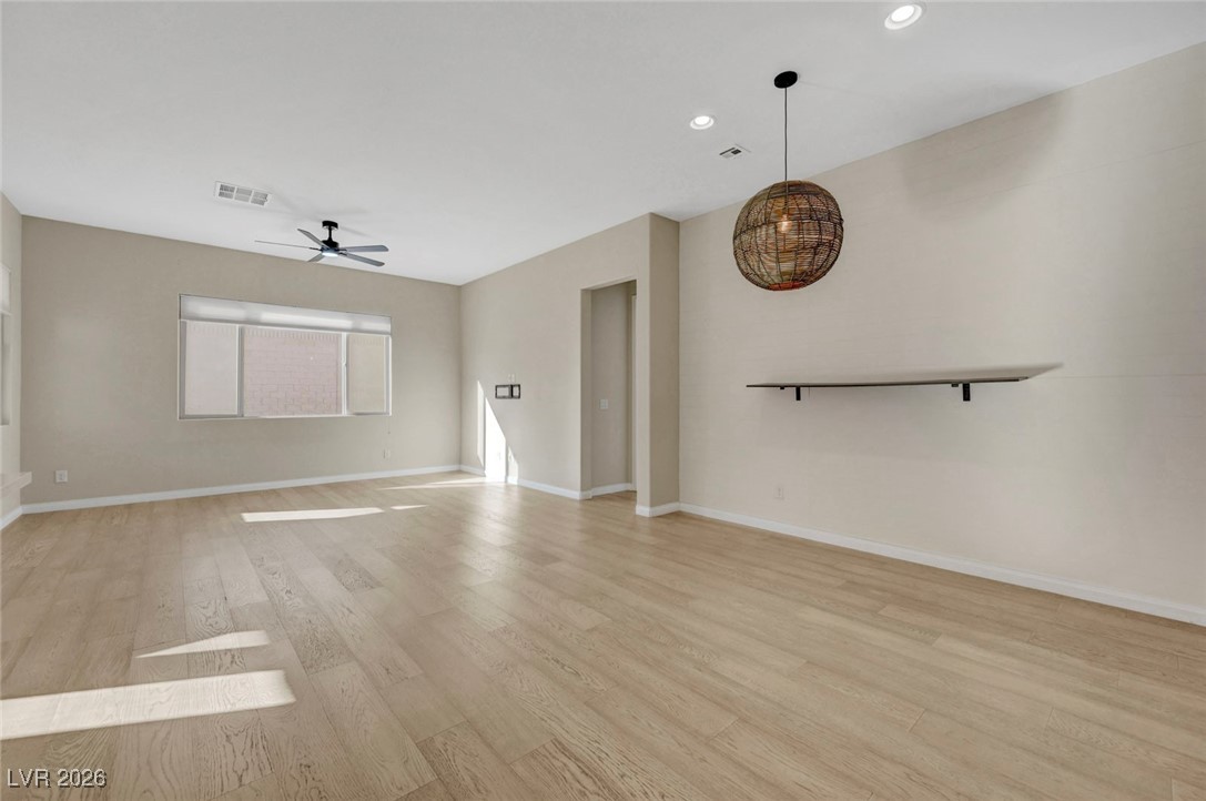 6117 Bugsy Street Property Photo 10