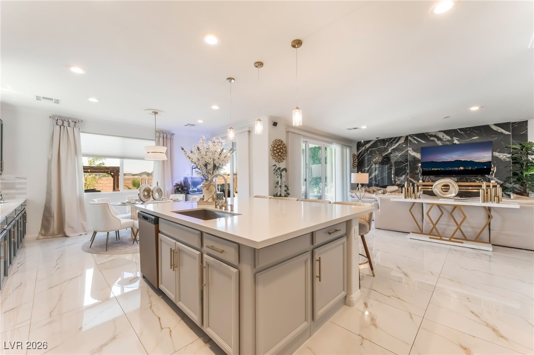 6209 Gambetta Street Property Photo 15