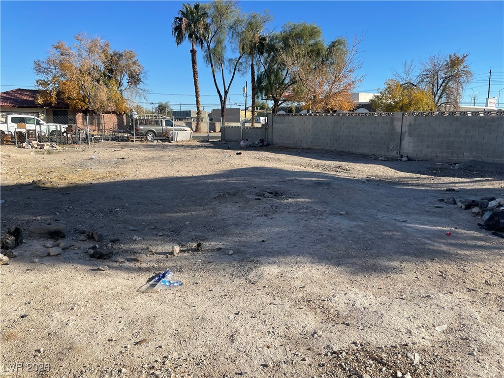 2747059 Property Photo 3
