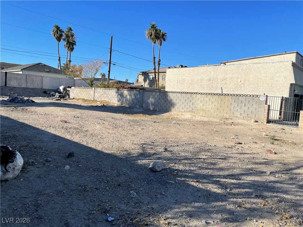 2747059 Property Photo 4