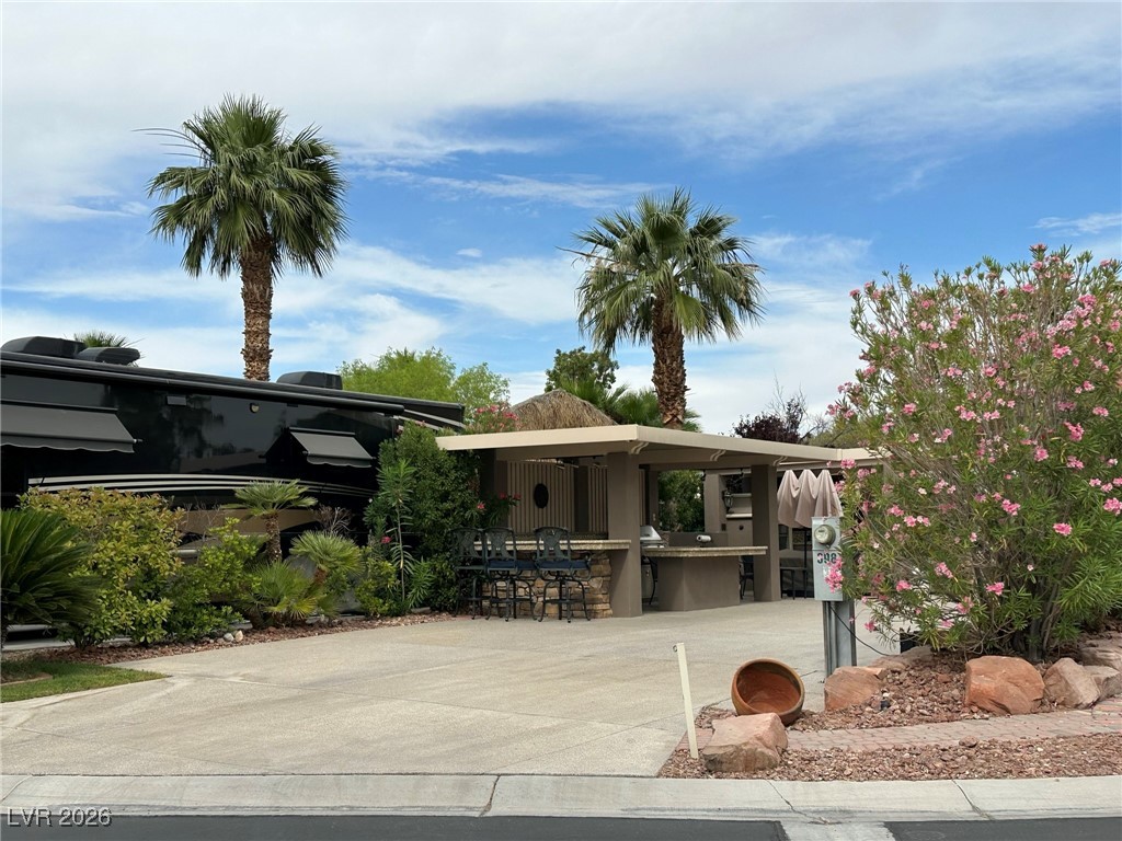 8175 Arville Street 398 Property Photo 13
