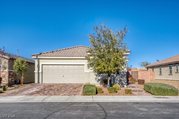 2906 Tranquil Brook Avenue Property Photo 1