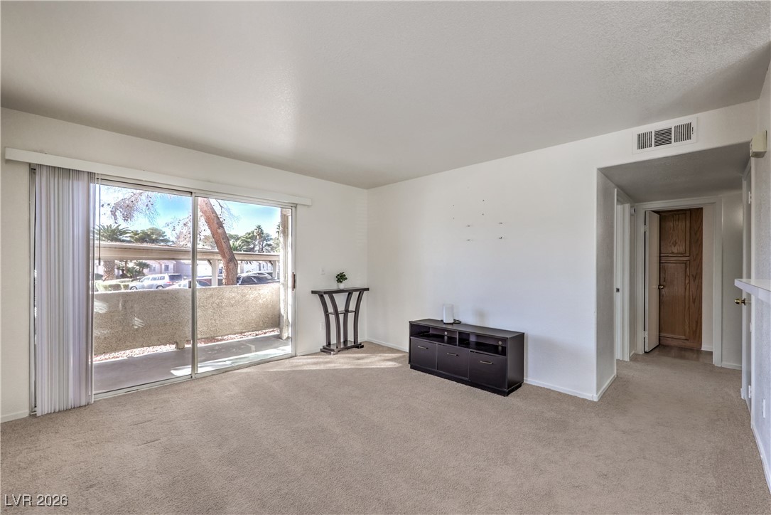 5265 Caspian Springs Drive 104 Property Photo 3