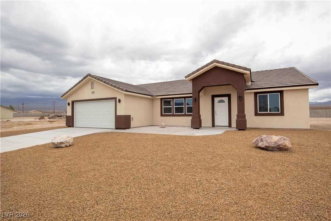 3897 North Mayfield Ranch Road Property Photo 3