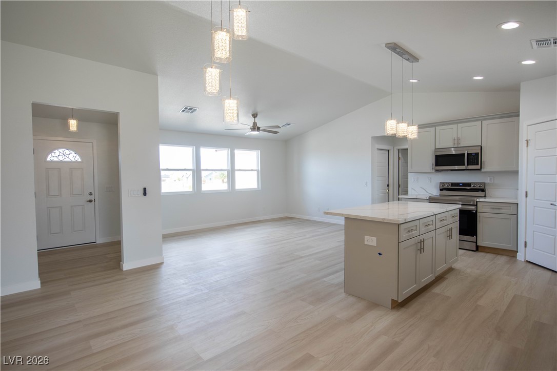 3897 North Mayfield Ranch Road Property Photo 6