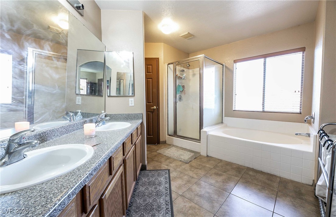 418 Finch Ridge Avenue Property Photo 25