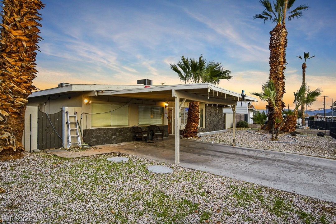 3964 Acapulco Avenue Property Photo 3