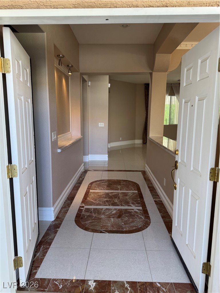 9927 Ridge Manor Avenue Property Photo 11