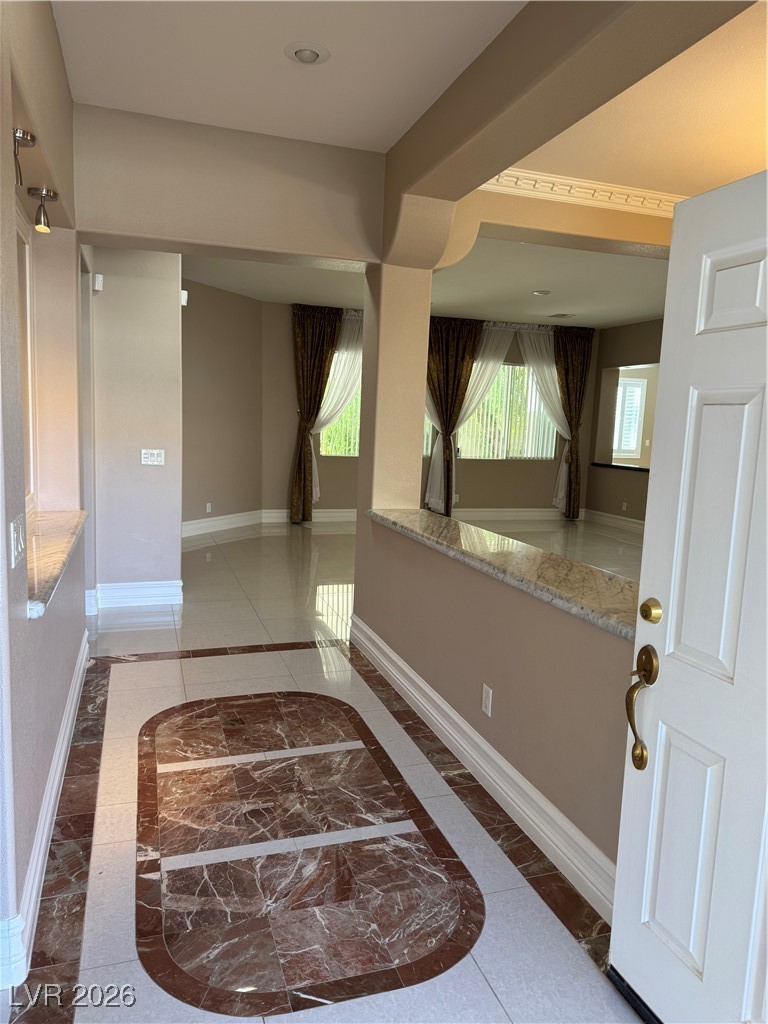 9927 Ridge Manor Avenue Property Photo 12