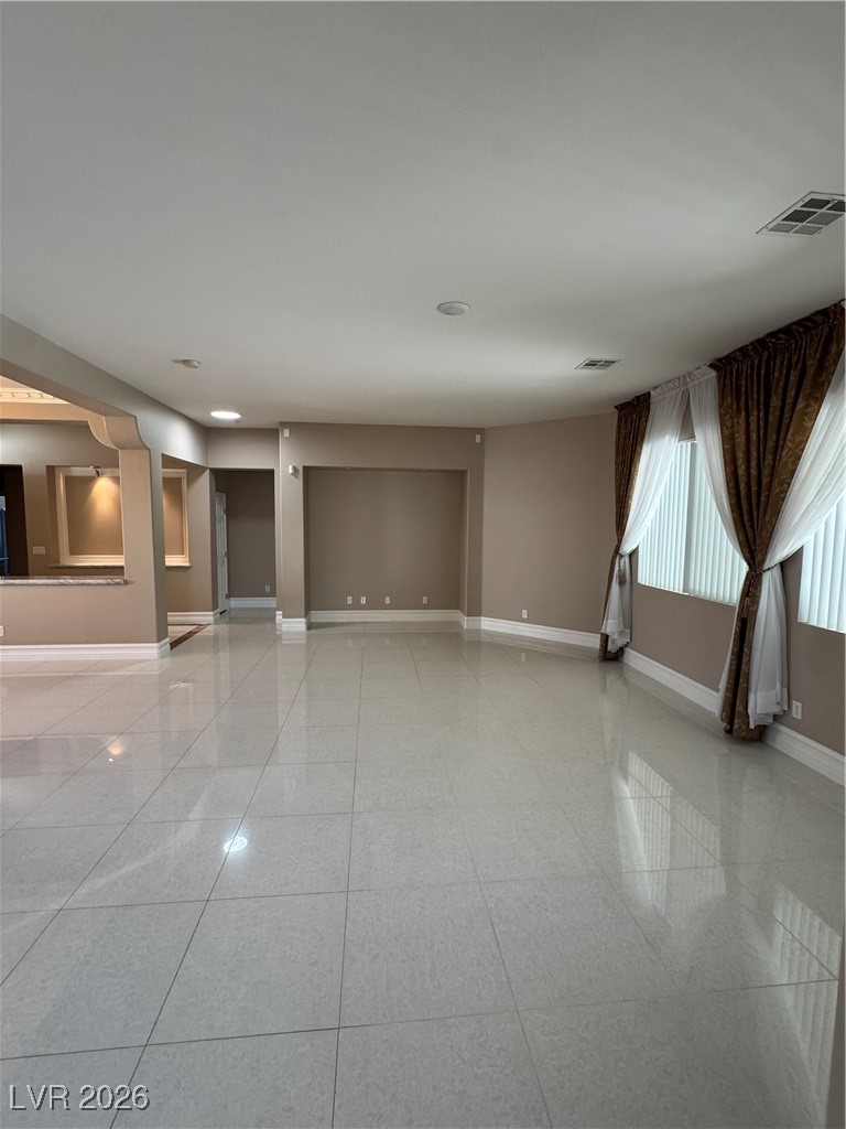 9927 Ridge Manor Avenue Property Photo 18